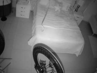 voyeurcam-casa-salsa-bedroom-6