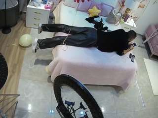 voyeurcam-casa-salsa-bedroom-6