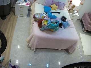voyeurcam-casa-salsa-bedroom-6