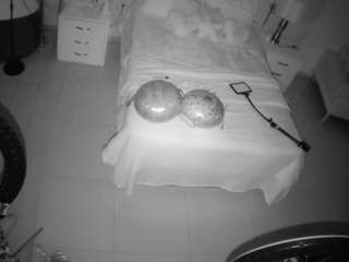 voyeurcam-casa-salsa-bedroom-6