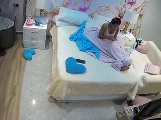 voyeurcam-casa-salsa-bedroom-6