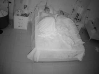 voyeurcam-casa-salsa-bedroom-6
