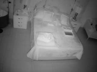voyeurcam-casa-salsa-bedroom-6
