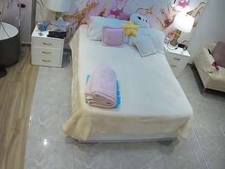 voyeurcam-casa-salsa-bedroom-6