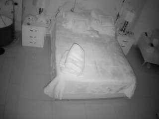 voyeurcam-casa-s... Live Webcam on CamSoda
