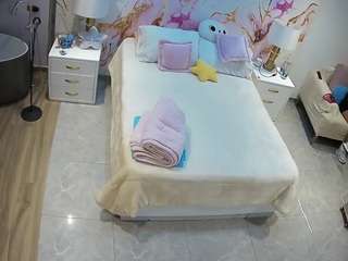 voyeurcam-casa-salsa-bedroom-6