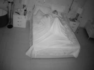 voyeurcam-casa-salsa-bedroom-6
