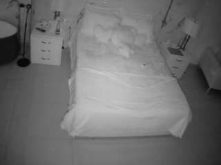voyeurcam-casa-salsa-bedroom-6