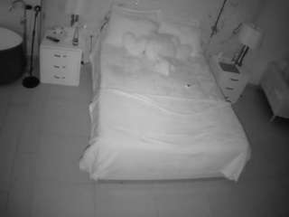 voyeurcam-casa-salsa-bedroom-6