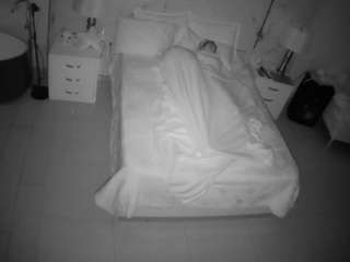 voyeurcam-casa-salsa-bedroom-6