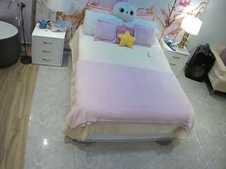 Dit model is nu live. voyeurcam-casa-salsa-bedroom-6