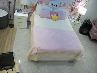 Ця модель зараз онлайн. voyeurcam-casa-salsa-bedroom-6