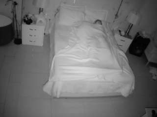 voyeurcam-casa-salsa-bedroom-6