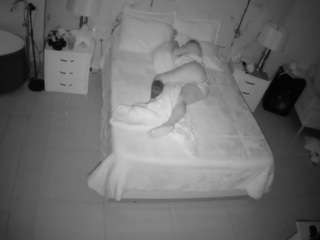 voyeurcam-casa-salsa-bedroom-6