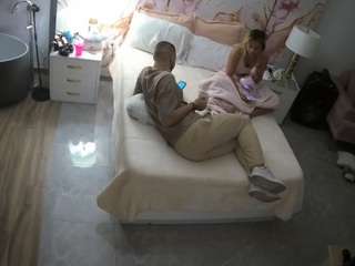 voyeurcam-casa-salsa-bedroom-6