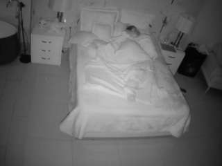 voyeurcam-casa-salsa-bedroom-6
