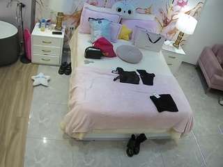 voyeurcam-casa-salsa-bedroom-6