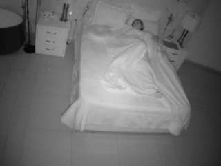 voyeurcam-casa-salsa-bedroom-6