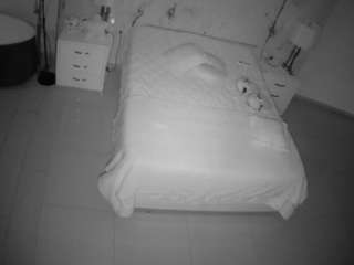 voyeurcam-casa-salsa-bedroom-6