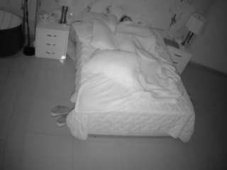 voyeurcam-casa-salsa-bedroom-6