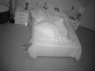 voyeurcam-casa-salsa-bedroom-6