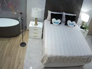 Casa Salsa Bedroom 6's Live Sex Cam Show