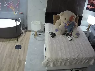 Casa Salsa Bedroom 6's Live Sex Cam Show