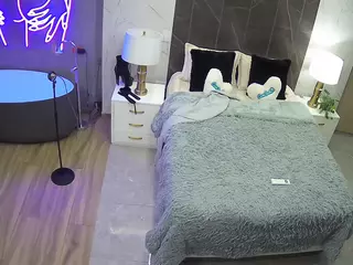 Casa Salsa Bedroom 6's Live Sex Cam Show