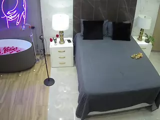 Casa Salsa Bedroom 6's Live Sex Cam Show