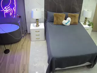 Casa Salsa Bedroom 6's Live Sex Cam Show