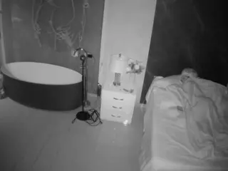 Casa Salsa Bedroom 6's Live Sex Cam Show