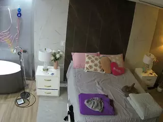 Casa Salsa Bedroom 6's Live Sex Cam Show