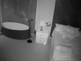 Casa Salsa Bedroom 6's Live Sex Cam Show