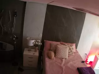 Casa Salsa Bedroom 6's Live Sex Cam Show