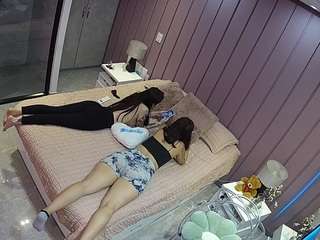 camsoda voyeurcam-casa-salsa-bedroom-7