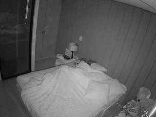 Sezarsenti camsoda voyeurcam-casa-salsa-bedroom-7