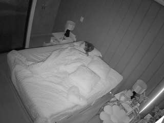 Live Bedroom Cam camsoda voyeurcam-casa-salsa-bedroom-7