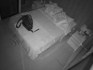 voyeurcam-casa-salsa-bedroom-7 camsoda