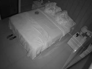 voyeurcam-casa-salsa-bedroom-7 camsoda