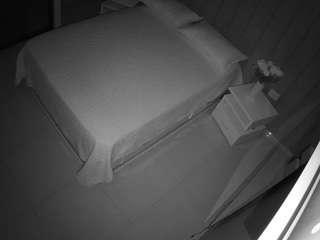 voyeurcam-casa-salsa-bedroom-7