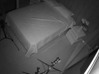 voyeurcam-casa-salsa-bedroom-7