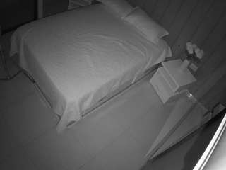 voyeurcam-casa-salsa-bedroom-7 Flashing live webcam
