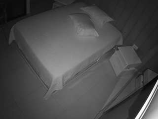 voyeurcam-casa-salsa-bedroom-7