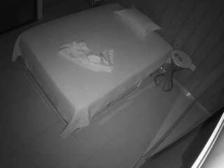 voyeurcam-casa-salsa-bedroom-7