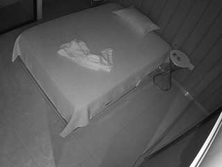 voyeurcam-casa-salsa-bedroom-7