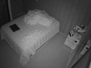 voyeurcam-casa-salsa-bedroom-7