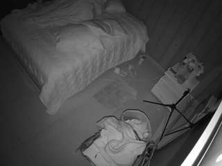 voyeurcam-casa-salsa-bedroom-7