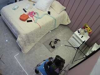 voyeurcam-casa-salsa-bedroom-7