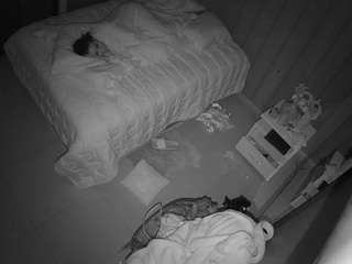 voyeurcam-casa-salsa-bedroom-7