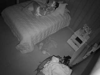 voyeurcam-casa-salsa-bedroom-7